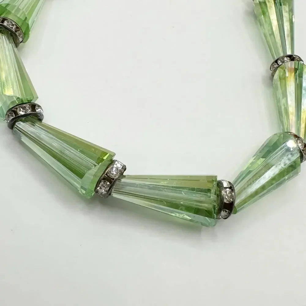 Green stretch beaded bracelet teardrop glass beads Art Deco Retro CZ Rhinestone
